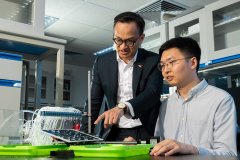 港城大科研新成果：“液滴拖把”技术有望引领光伏清洁革命